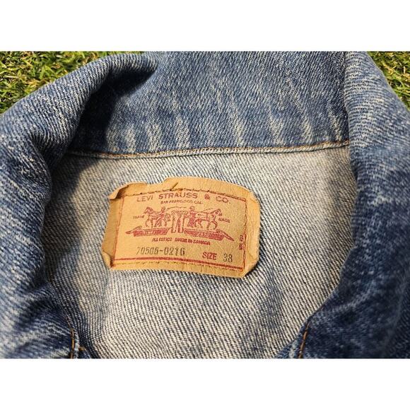 Vintage Levi’s Blue Jean Denim Trucker Jacket Size 38 70506 0216 Made in Canada - Picture 3 of 8